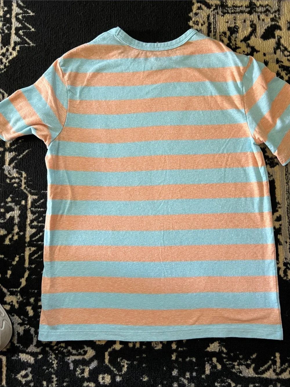 Boys 4 pc Old Navy/Cat& Jack tees size L 10/12